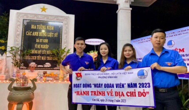 Đoàn thanh niên Liên đoàn Quy hoạch và Điều tra tài nguyên nước miền Trung kỷ niệm 92 năm Ngày thành lập Đoàn TNCS Hồ Ch