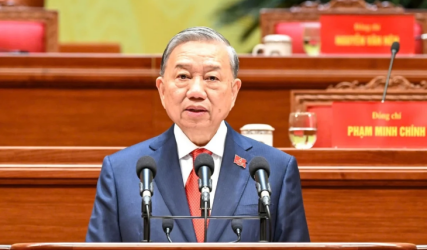 Vững bước dưới cờ Đảng