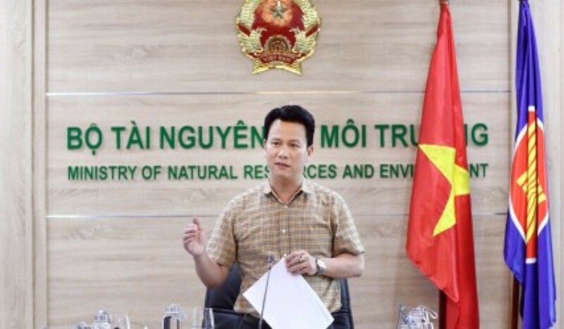 Báo cáo Bộ trưởng Đặng Quốc Khánh về việc hoàn thiện dự án Luật Tài nguyên nước (sửa đổi)