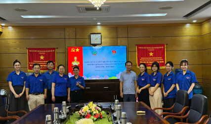 Chi đoàn thanh niên Liên đoàn Quy hoạch và Điều tra tài nguyên nước miền Trung tổ chức Lế chào cờ kết hợp hoạt động tuyên truyền chào mừng Kỷ niệm 96 năm ngày thành lập Đảng Cộng sản Việt Nam