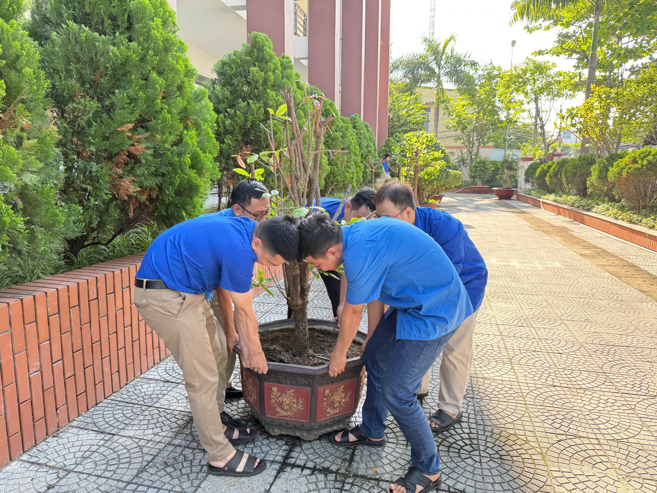 Sôi nổi các hoạt động chào mừng tháng Thanh niên tại Chi đoàn Đoàn Thanh niên Liên đoàn Quy hoạch và Điều tra tài nguyên nước miền Trung